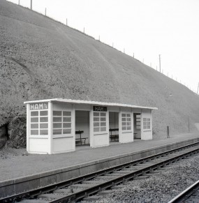 Ham-sur-Sambre - SNCB Z11152B (1).jpg
